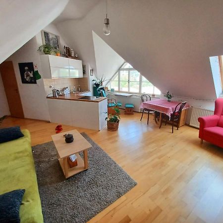 Artist Apartment Banská Bystrica Exteriör bild